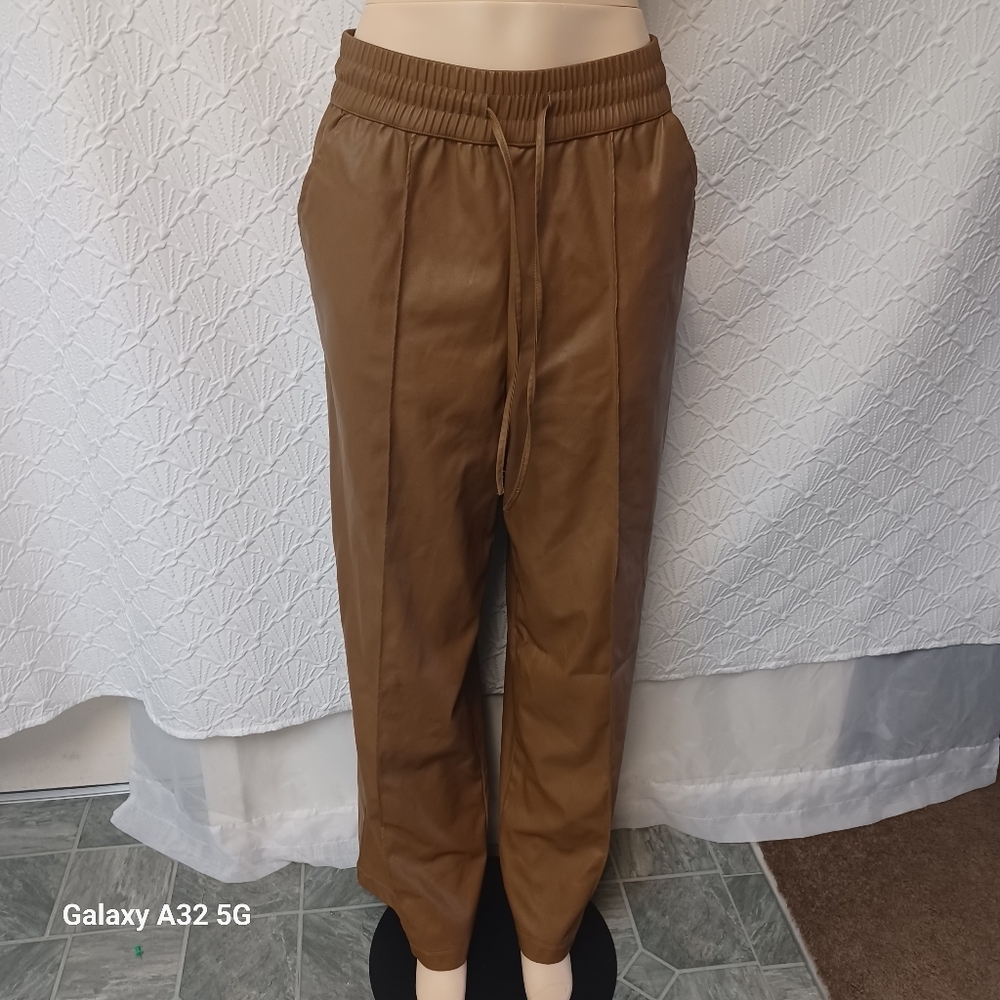 Who What Wear size M Tan Faux Leather Pants